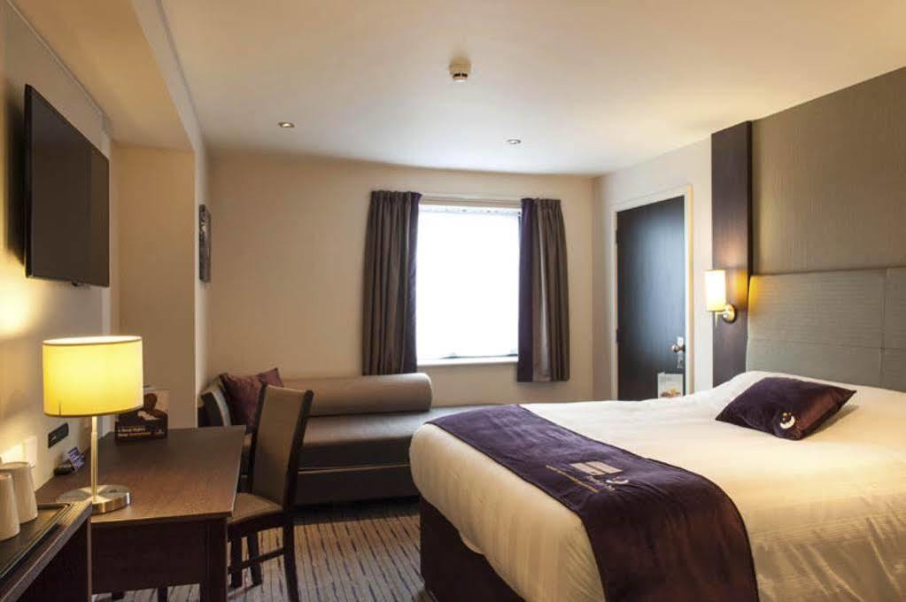 Premier Inn Premier Inn York South West Zewnętrze zdjęcie