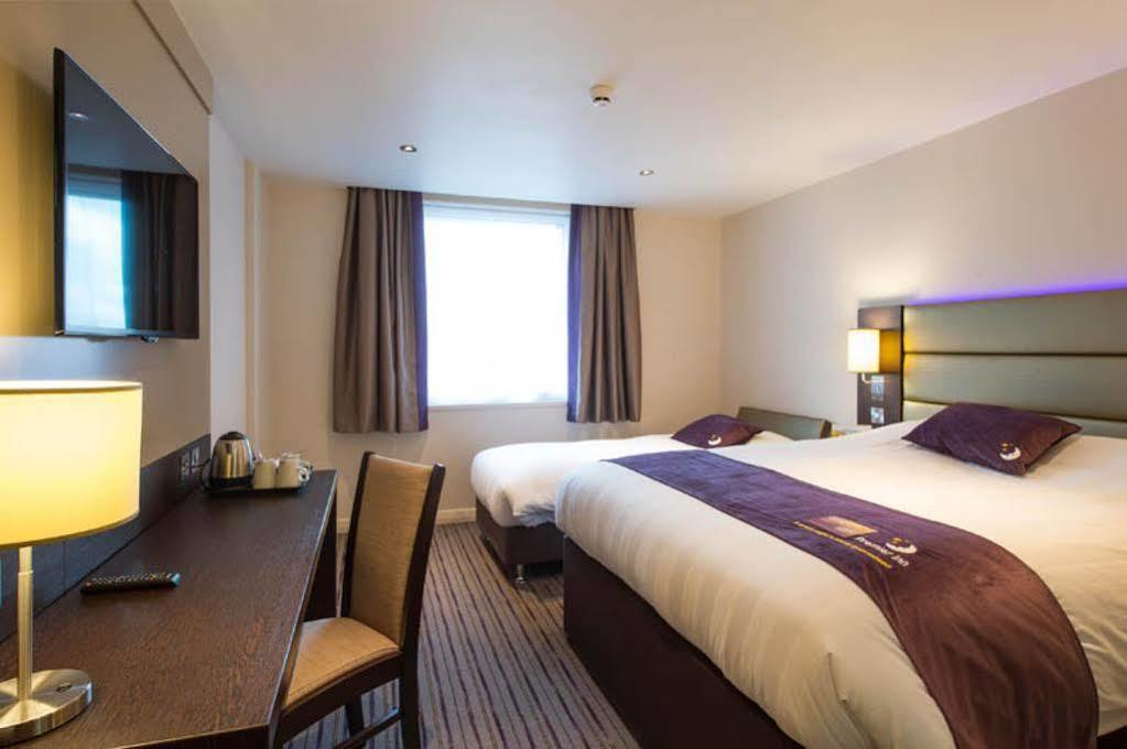 Premier Inn Premier Inn York South West Zewnętrze zdjęcie